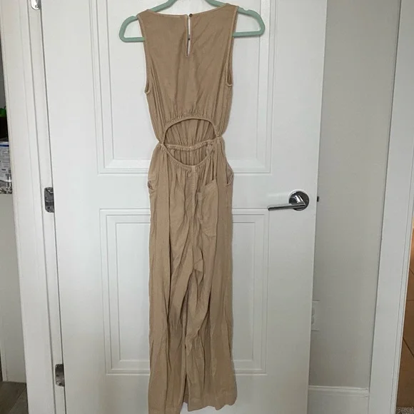 Universal Thread Cutout Jumpsuit - Picture 4 of 6